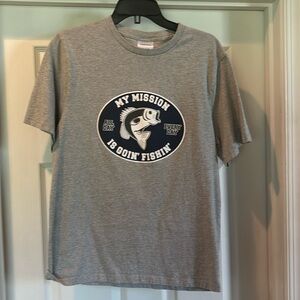 Gray t shirt with saying my mission is goin fishin
